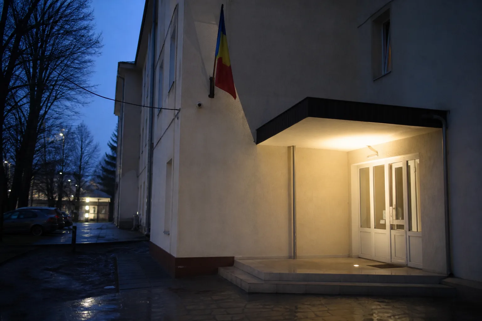 Bărbat din Corbeni, reținut 24 de ore pentru încălcarea ordinului de protecție